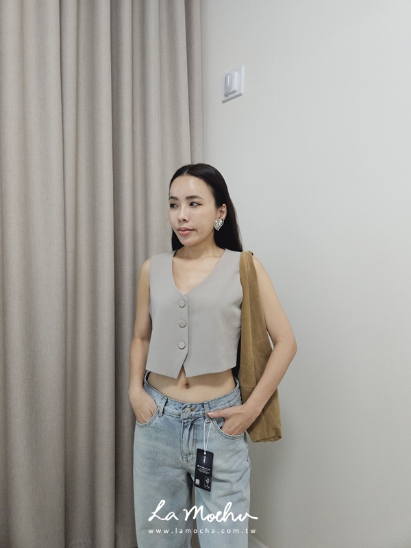 V領後扣西裝背心